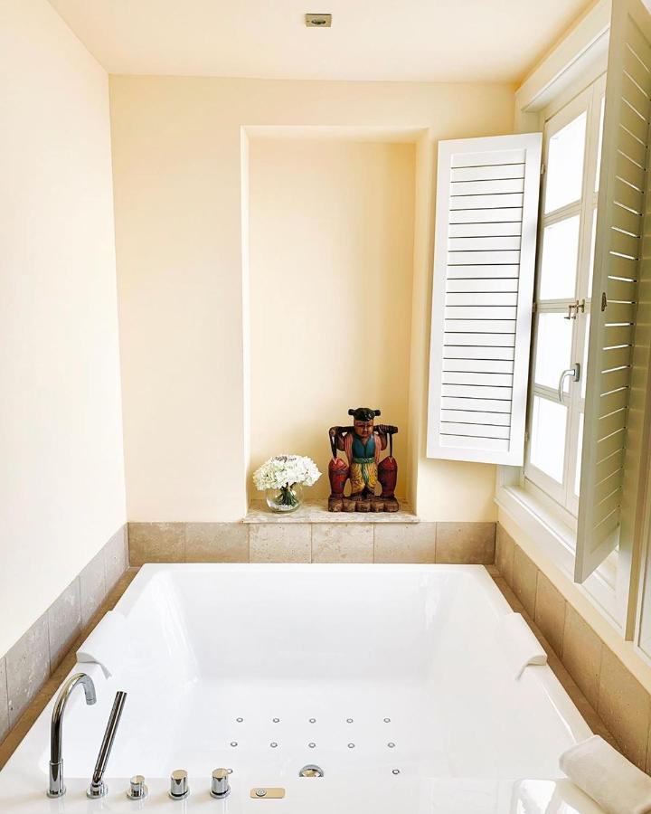 Suite Deluxe con bañera de hidromasaje