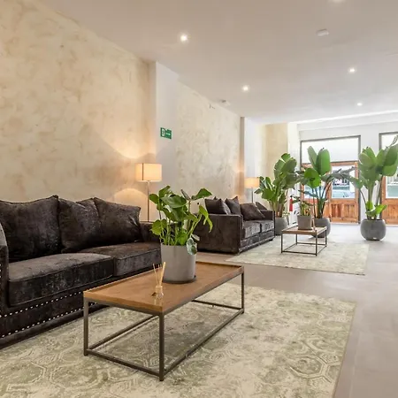 Villamarta Boutique Rooms-3